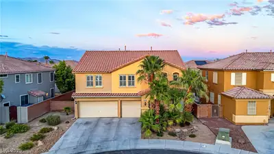 6908 Fox Sparrow Court, North Las Vegas, NV 89084 Front of Structure