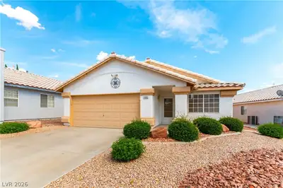 5460 Beach Pine Street, Las Vegas, NV 89130 Front of Structure