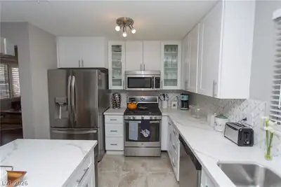 1804 Battle Born Drive, Las Vegas, NV 89128 Kitchen