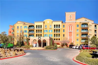 30 Strada Di Villaggio 250, Henderson, NV 89011 Front of Structure