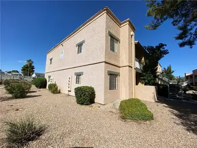 5174 South Jones Boulevard 207, Las Vegas