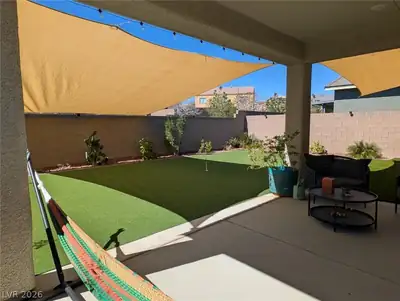 6611 Summershade Street, North Las Vegas, NV 89086 Patio