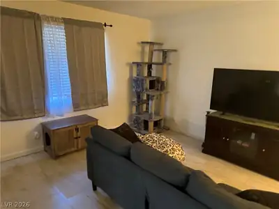 2080 Karen Avenue 15 Living Room