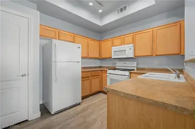 3480 Cactus Shadow Street 103 