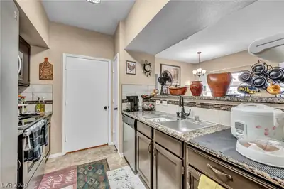 45 Maleena Mesa Street 1413 Kitchen
