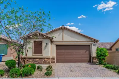 5724 Saltrock Grove Street, North Las Vegas