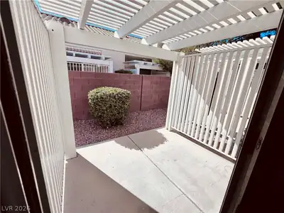 5163 Briar Patch Way, Las Vegas, NV 89118 Patio