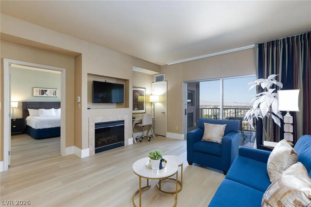 211 East Flamingo Road 1511