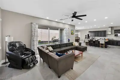 782 Glistening Light Court, Henderson, NV 89052 Living Room