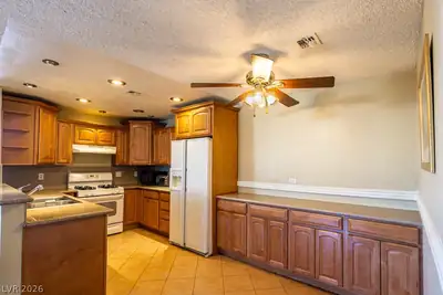 1400 Santa Margarita Street B Kitchen