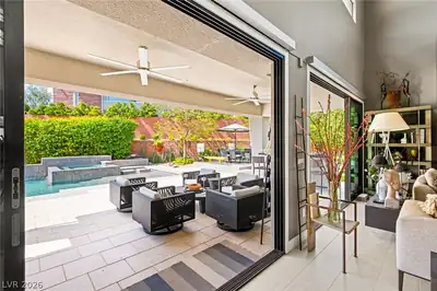 19 MOONFIRE Drive, Las Vegas, NV 89135 Patio