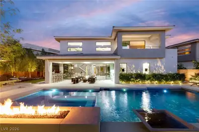 19 MOONFIRE Drive, Las Vegas