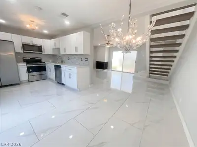 568 Willow Green Drive, Las Vegas, NV 89169 Kitchen