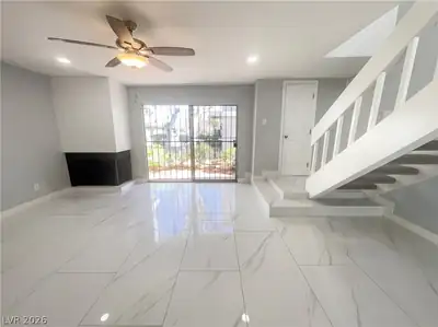 568 Willow Green Drive, Las Vegas, NV 89169 Living Room