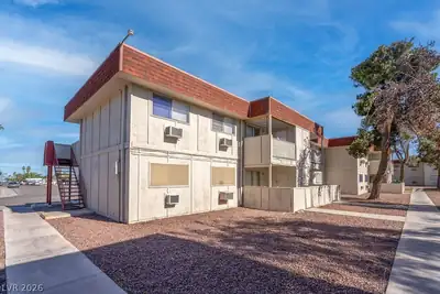 5396 Swenson Street 30, Las Vegas
