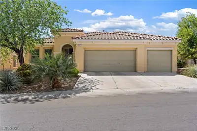 6417 Giant Oak Street North Las Vegas, NV 89084