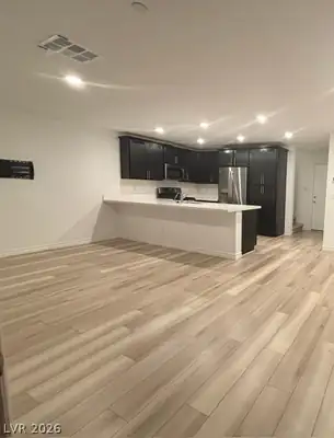 6150 Foxes Dale Street, Las Vegas, NV 89166 Kitchen