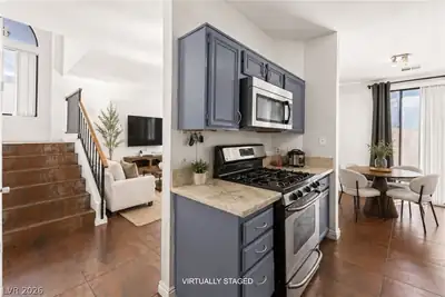 3226 Opera Drive, Las Vegas, NV 89146 Kitchen