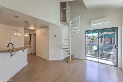 460 Elm Drive 204, Las Vegas