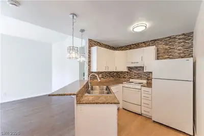 460 Elm Drive 204 Kitchen