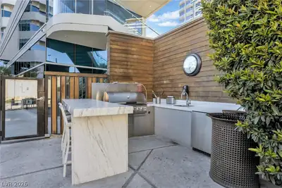 4471 Dean Martin Drive 2209 Patio