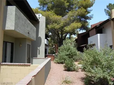 120 Bel Port Drive 121, Las Vegas