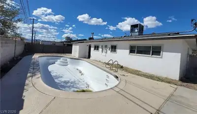 3749 Ponderosa Avenue, Las Vegas, NV 89115 Pool