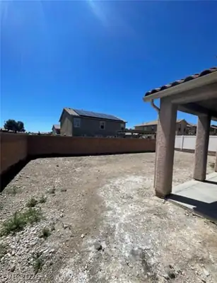 1209 Equator Avenue, North Las Vegas, NV 89032 Yard