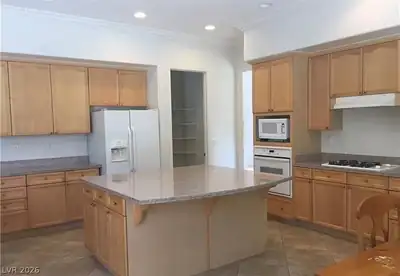 5147 Villa Vecchio Court, Las Vegas, NV 89141 Kitchen