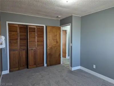 279 South US Hwy 93 Bedroom