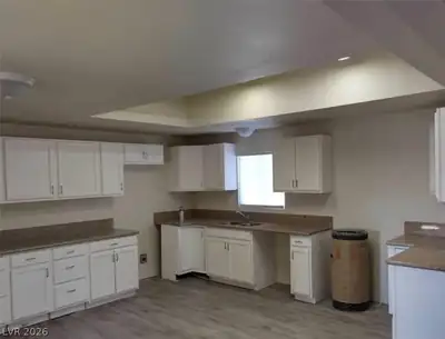 664 Sky Road, Indian Springs, NV 89018 Kitchen
