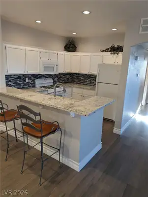 1830 North Buffalo Drive 2015 Kitchen