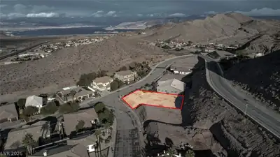 391 Turquoise Court Boulder City, NV 89005