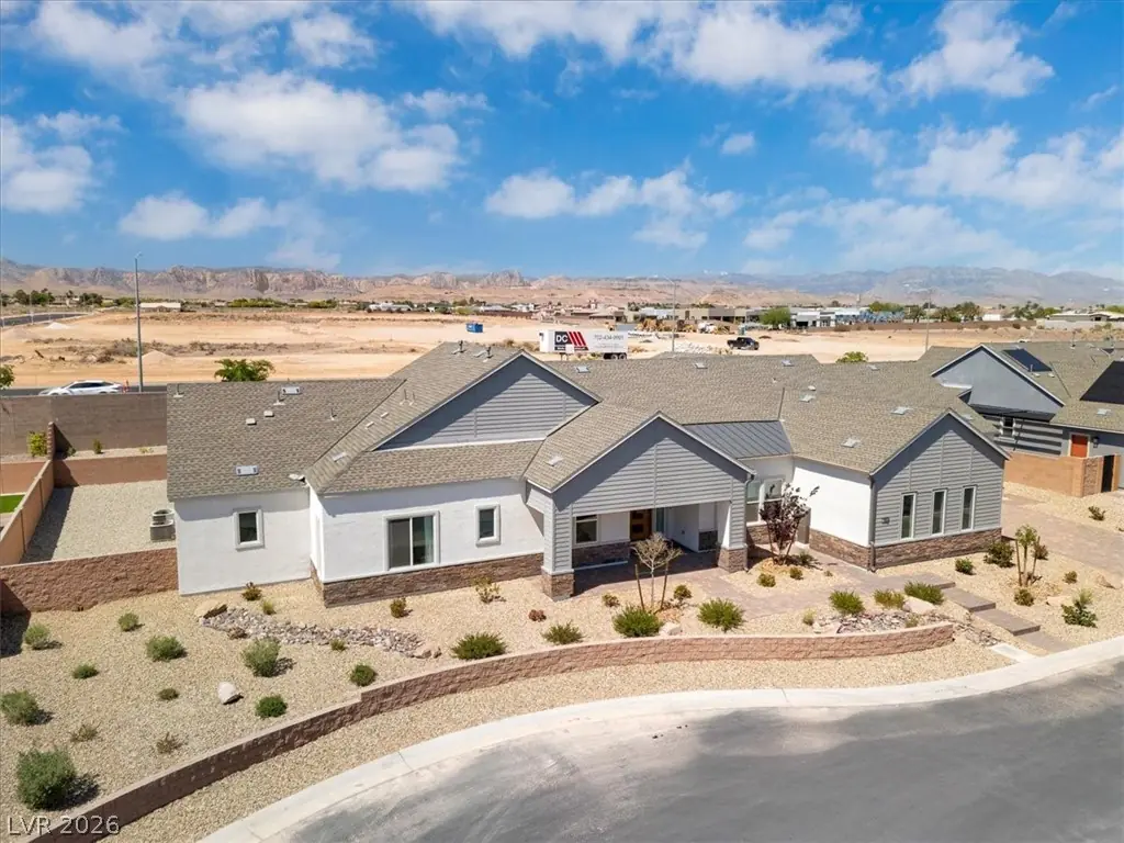 8863 Italian Trotter Court, Las Vegas, NV 89113
