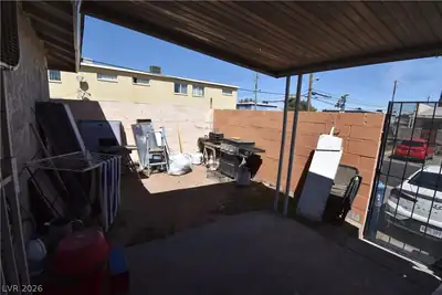 3908 Palos Verdes Street, Las Vegas, NV 89119 