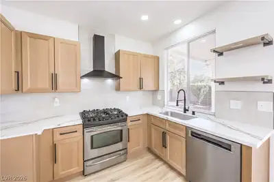 10709 Moon Flower Arbor Place Kitchen