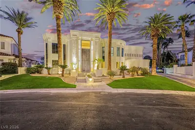 46 Gulf Stream Court Las Vegas, NV 89113
