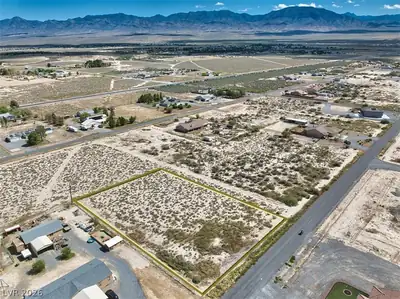 1670 Geofrey Street, Pahrump, NV 89060 