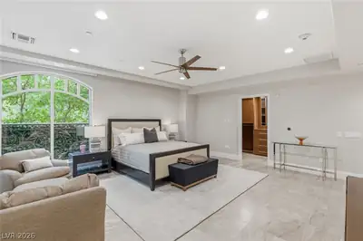 9101 Alta Drive 1 