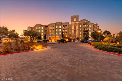 30 Strada Di Villaggio 227, Henderson