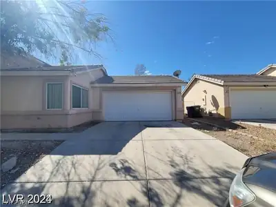 5316 Clover Blossom Court, North Las Vegas