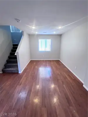 9462 Havasu Canyon Avenue, Las Vegas, NV 89166 Stairs