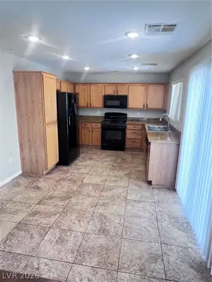9462 Havasu Canyon Avenue, Las Vegas, NV 89166 Kitchen