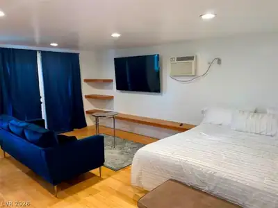 3418 Oneida Way 1, Las Vegas