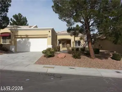 10404 Frostburg Lane Las Vegas, NV 89134