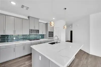 2555 Hampton Road 10304, Henderson, NV 89052 