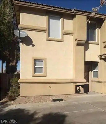 1432 Evening Song Avenue, Henderson