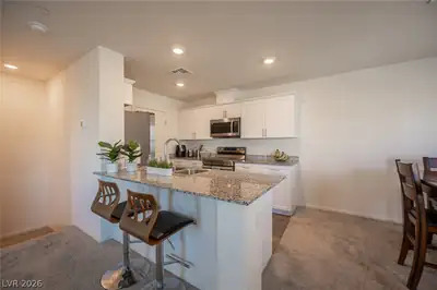 2673 Champagne Gold Avenue, North Las Vegas, NV 89086 