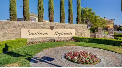 12 Pebble Hills Court Las Vegas, NV 89141