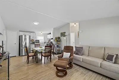 261 West Kite Street 